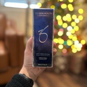 Zo Skin Health Daily Power Defense (50ml / 1.7 Fl Oz) Anti Aging Exp. 8/25
